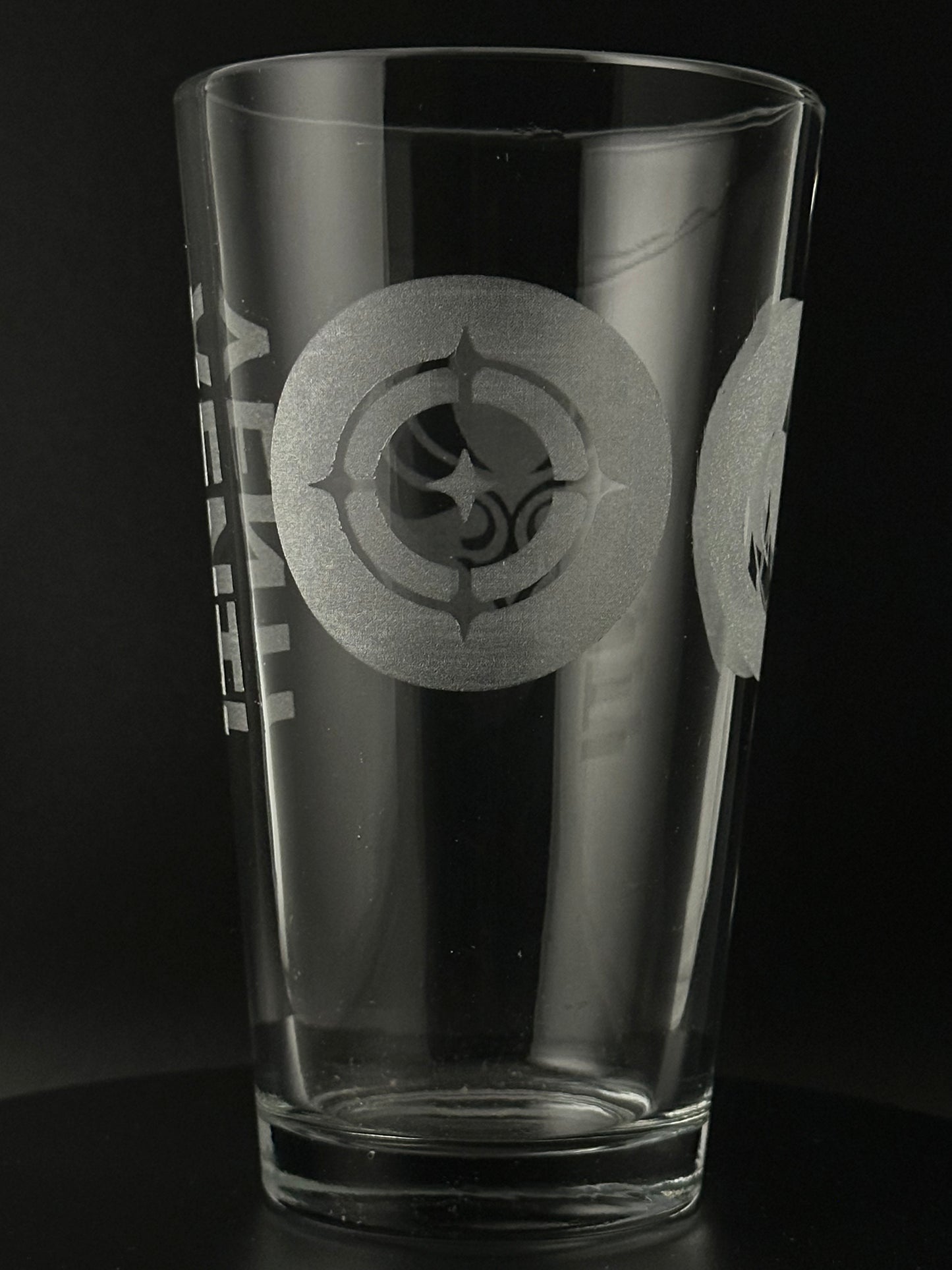 Venti - Engraved Glass